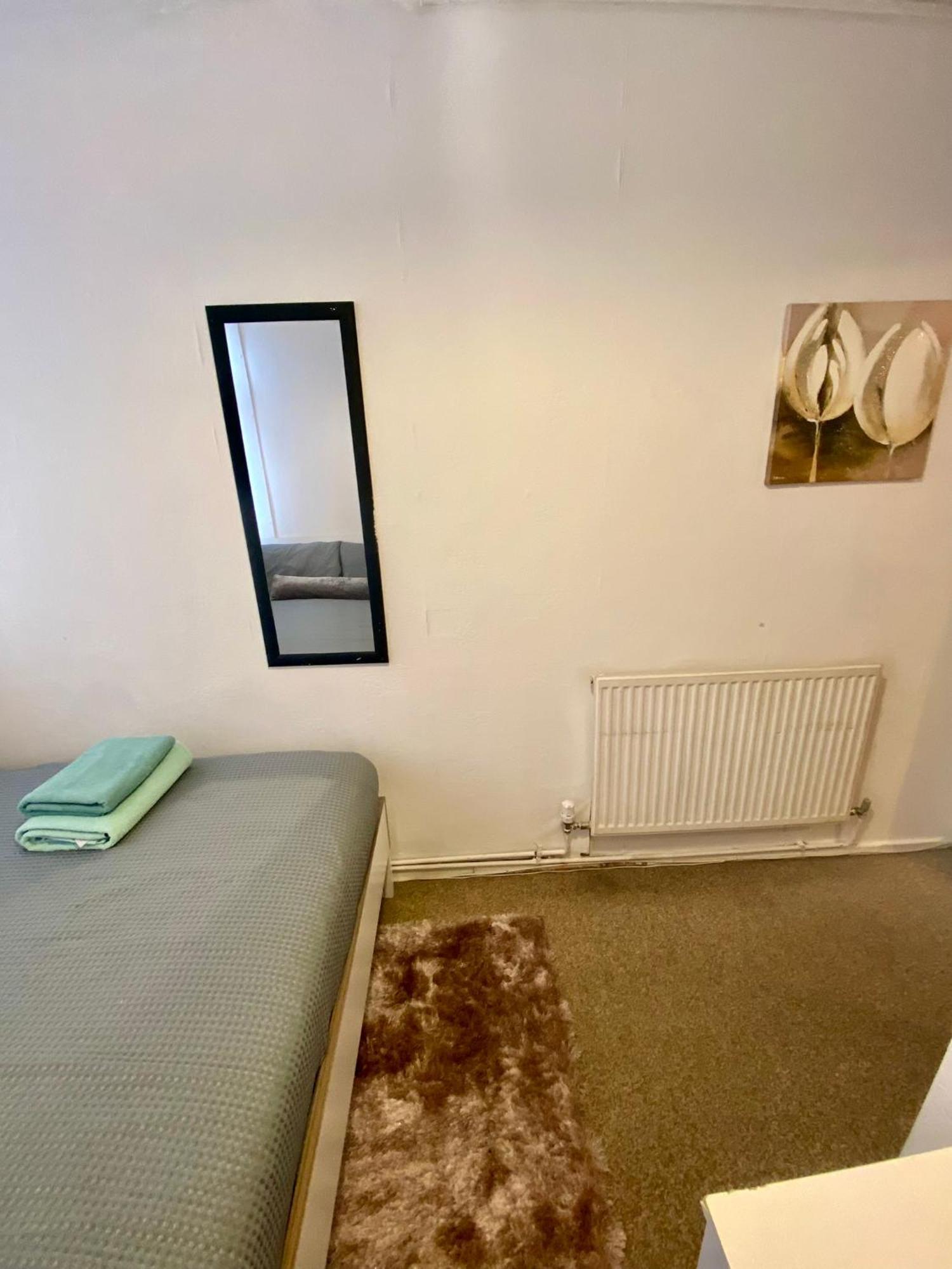 Cosy 3 Bed Apt, Old Truman Brewery! Brick Lane, London, E1 Exterior photo
